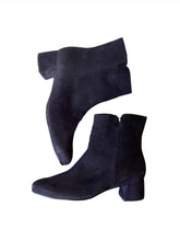 Load image into Gallery viewer, navy gabor boots