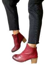 Load image into Gallery viewer, red ankle boots