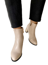 Load image into Gallery viewer, cream high heel zanni boots