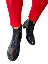 Load image into Gallery viewer, navy womens boots