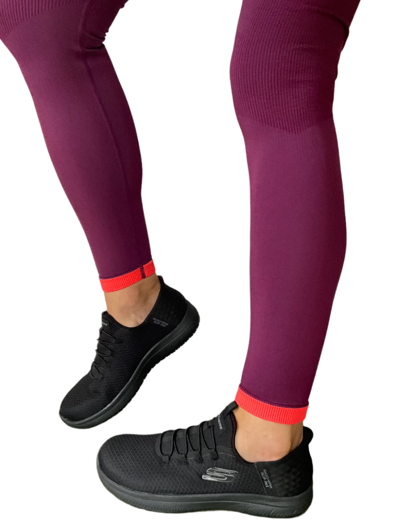 Load image into Gallery viewer, ladies black skechers slip ins
