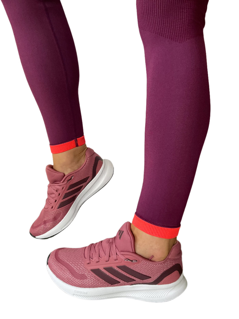 pink adidas trainer women