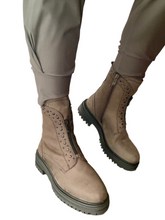 Load image into Gallery viewer, chunky grey boots women