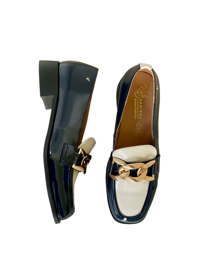 Load image into Gallery viewer, womens loafers
