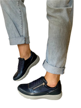 Load image into Gallery viewer, navy clarks shoes