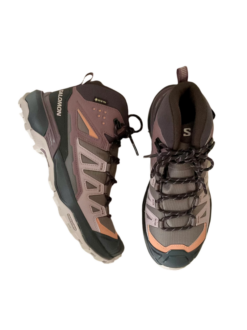 Load image into Gallery viewer, salomon hiking boots women
