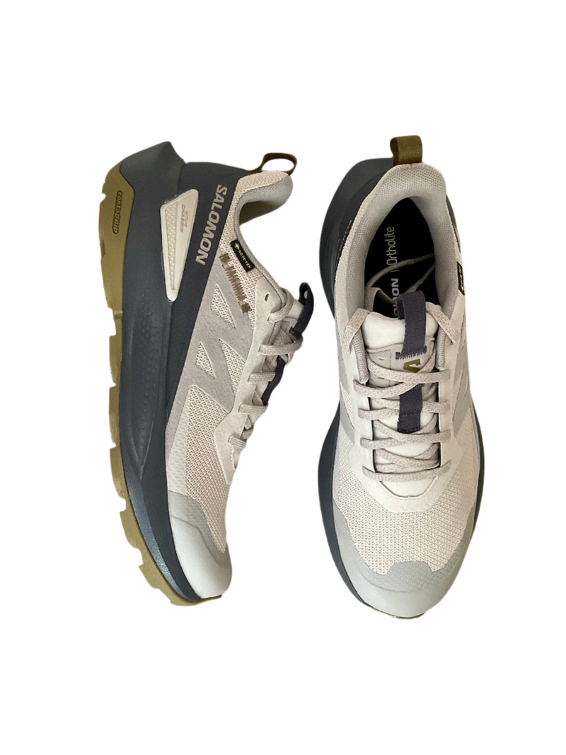 Load image into Gallery viewer, salomon hiking shoes for ladies
