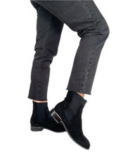 Load image into Gallery viewer, black smart casual boots for women