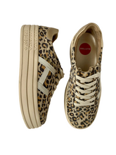 Load image into Gallery viewer, leopard drilleys trainers