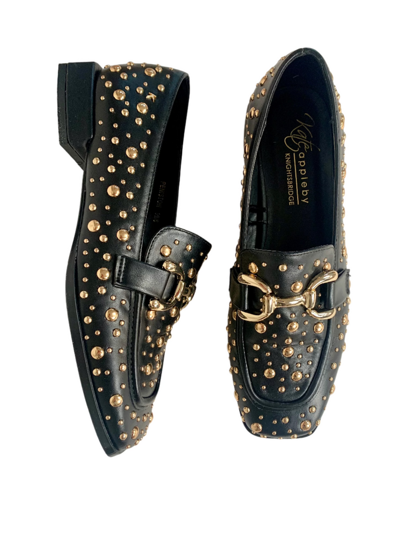 Load image into Gallery viewer, black loafers

