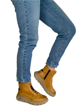 Load image into Gallery viewer, yellow casual boots for women