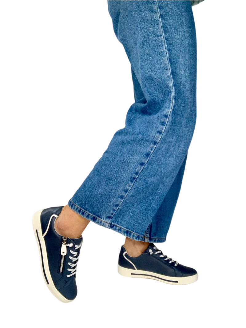 Load image into Gallery viewer, navy shoes for women
