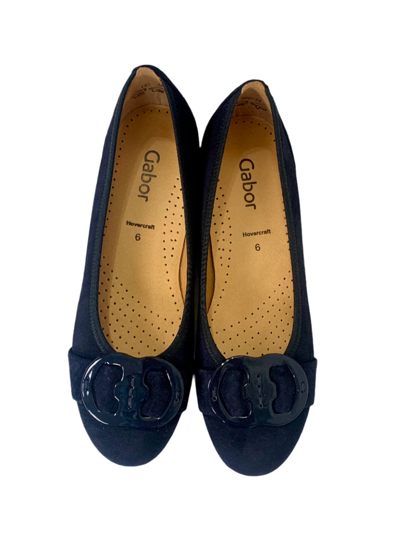 Load image into Gallery viewer, navy suede pumps
