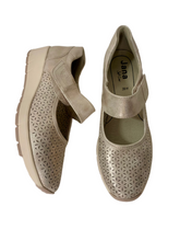 Load image into Gallery viewer, jana shoes for women