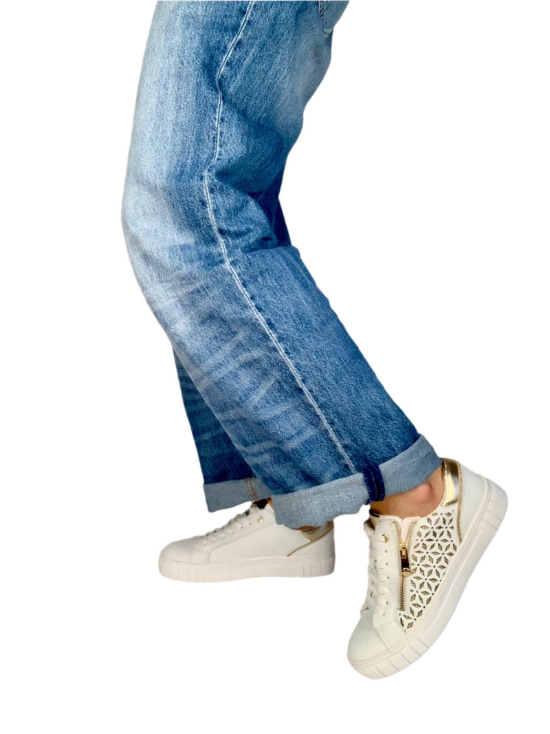 Load image into Gallery viewer, ladies white fashion trainers
