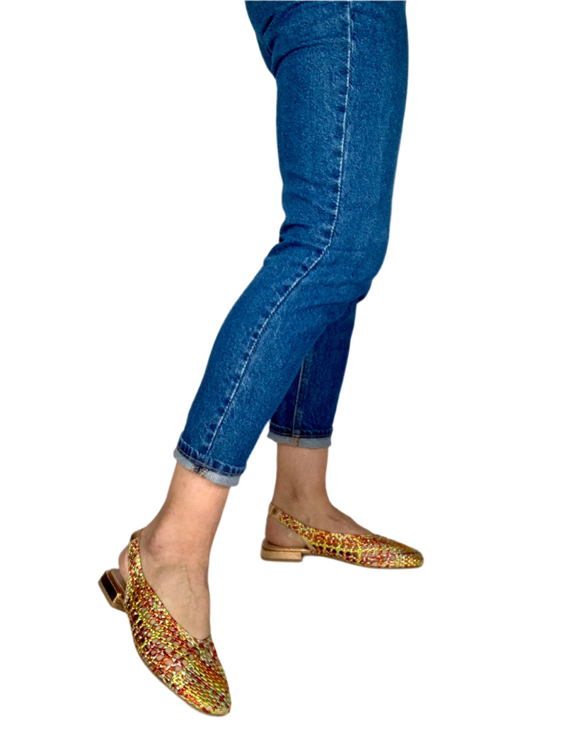 Load image into Gallery viewer, xti sandals
