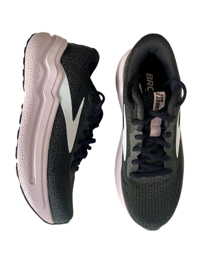 Load image into Gallery viewer, brooks walking shoes for ladies

