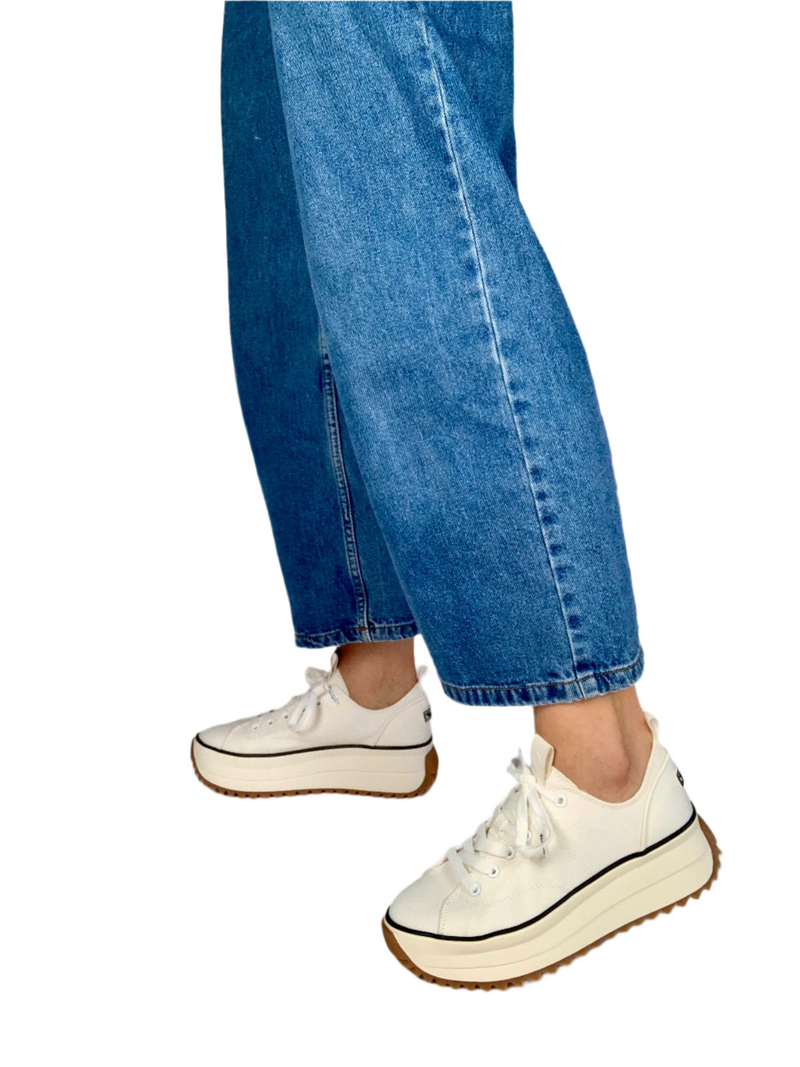 Load image into Gallery viewer, white flatform trainers
