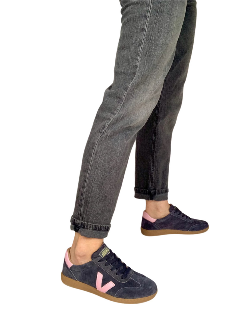 Load image into Gallery viewer, ladies navy trainers
