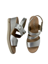 Load image into Gallery viewer, silver low wedge sandals