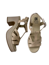 Load image into Gallery viewer, beige heeled sandals