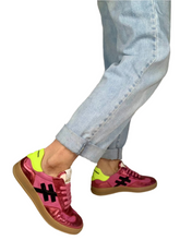 Load image into Gallery viewer, another trend pink trainers