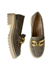 Load image into Gallery viewer, leopard print moccasin shoes