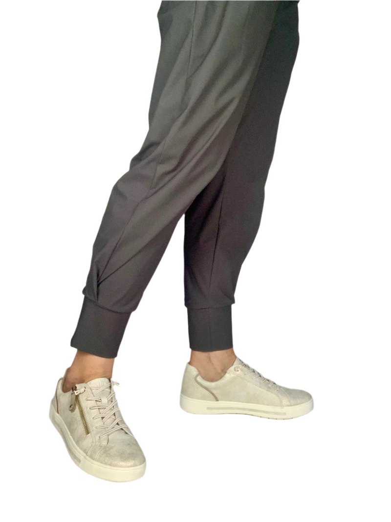 Load image into Gallery viewer, gold casual shoes
