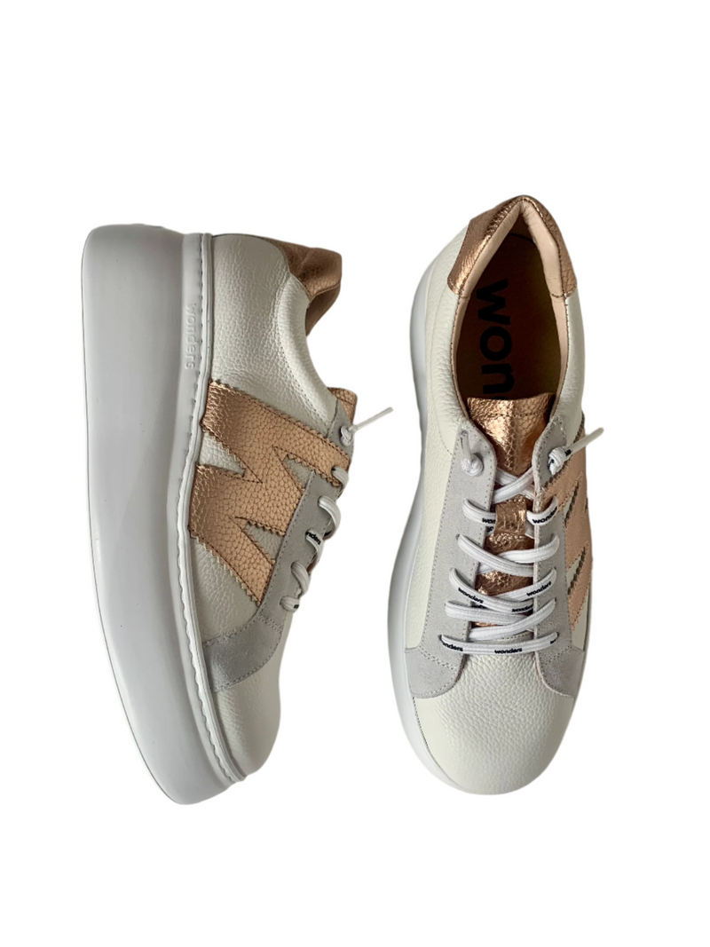 Load image into Gallery viewer, white leather trainers for women
