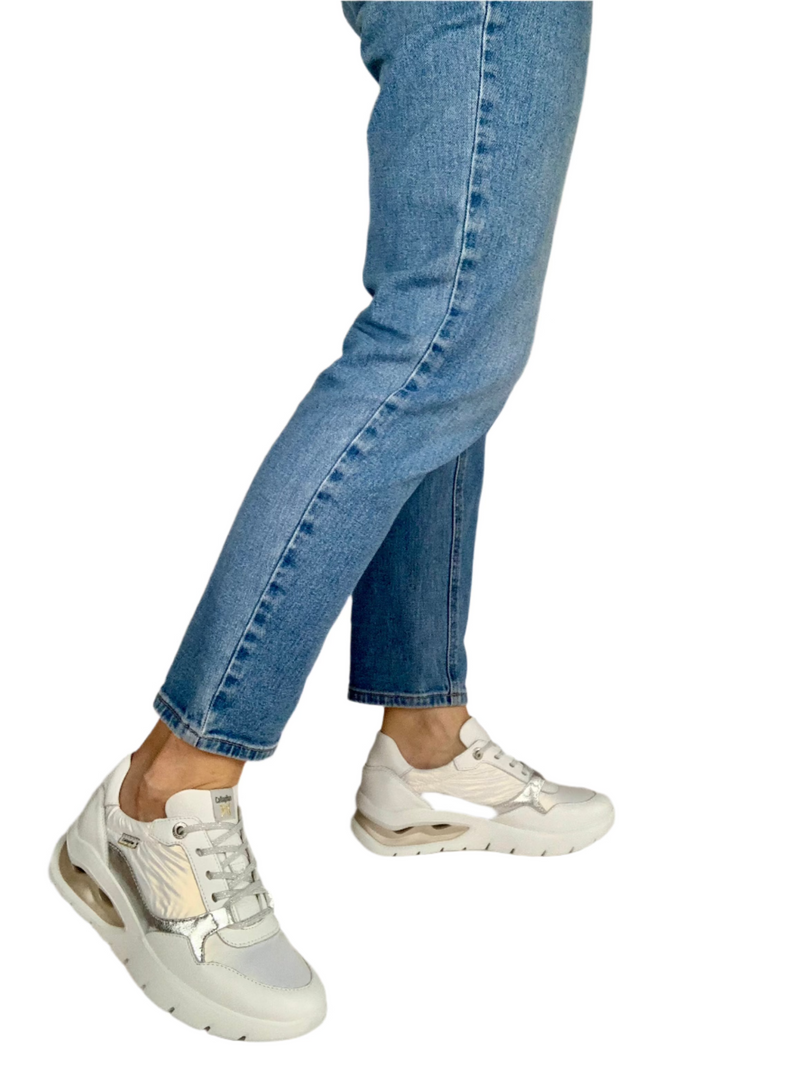Load image into Gallery viewer, white comfortable fashion shoes
