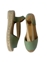 Load image into Gallery viewer, green espadrille sandals