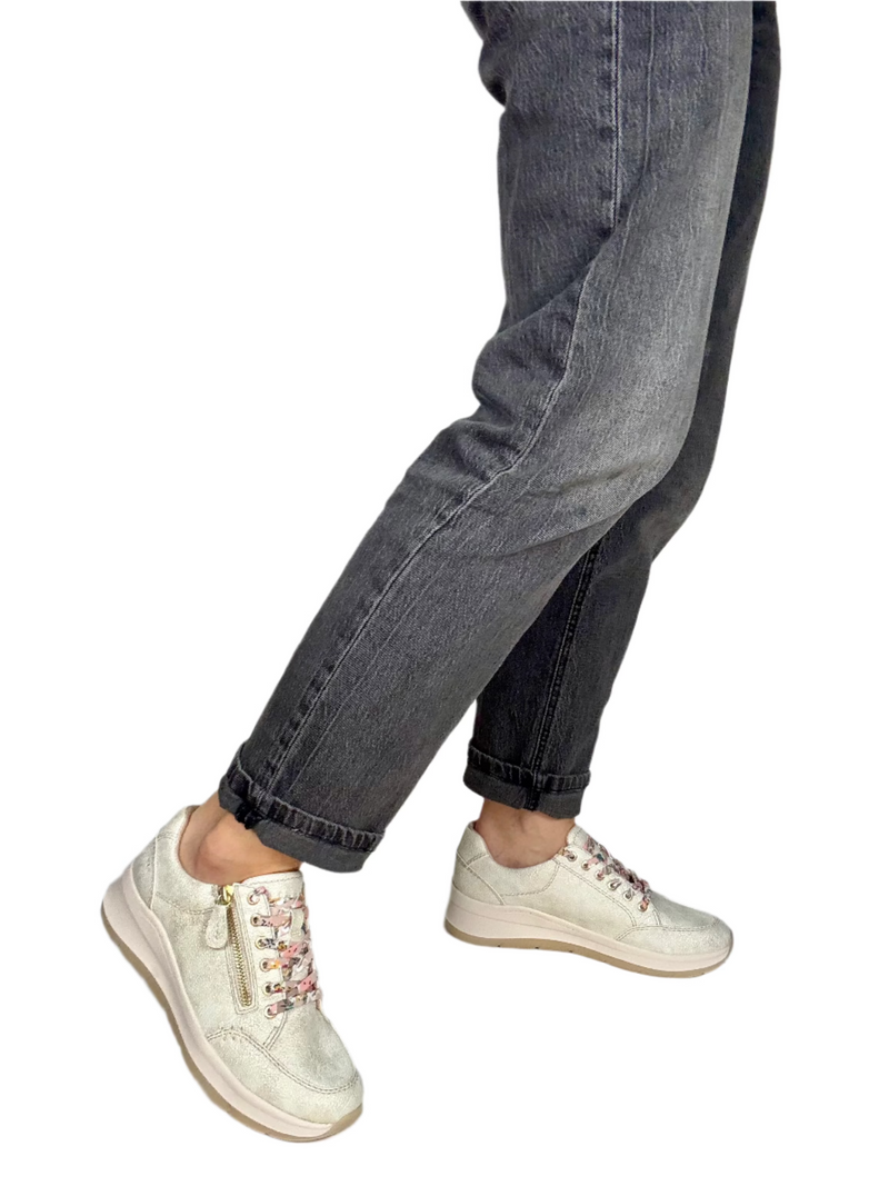Load image into Gallery viewer, jana wide fit trainers
