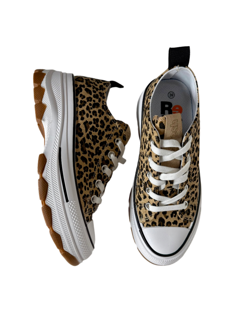 Load image into Gallery viewer, leopard print trainers
