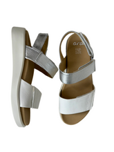 Load image into Gallery viewer, white sandals for women