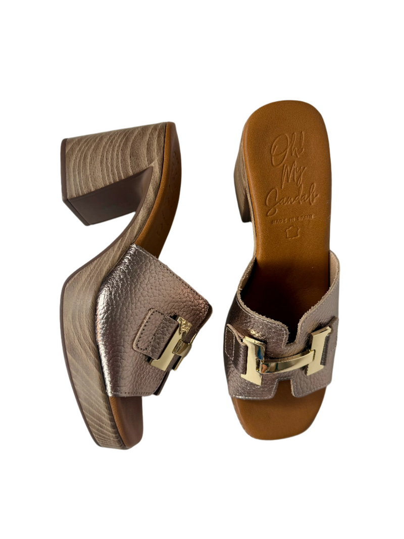 Load image into Gallery viewer, gold heeled sandals

