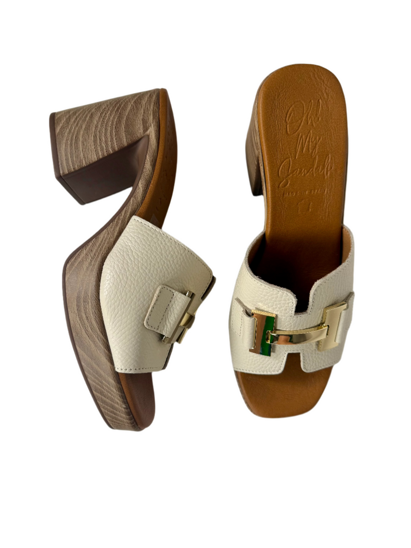 Load image into Gallery viewer, cream heeled sandals
