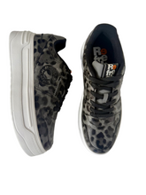 Load image into Gallery viewer, leopard print platform trainers