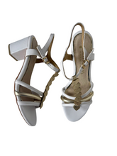 Load image into Gallery viewer, white heeled sandals