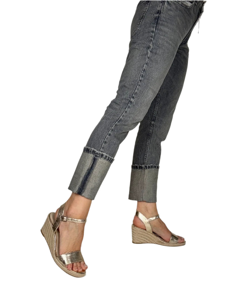 Load image into Gallery viewer, gold espadrille sandals
