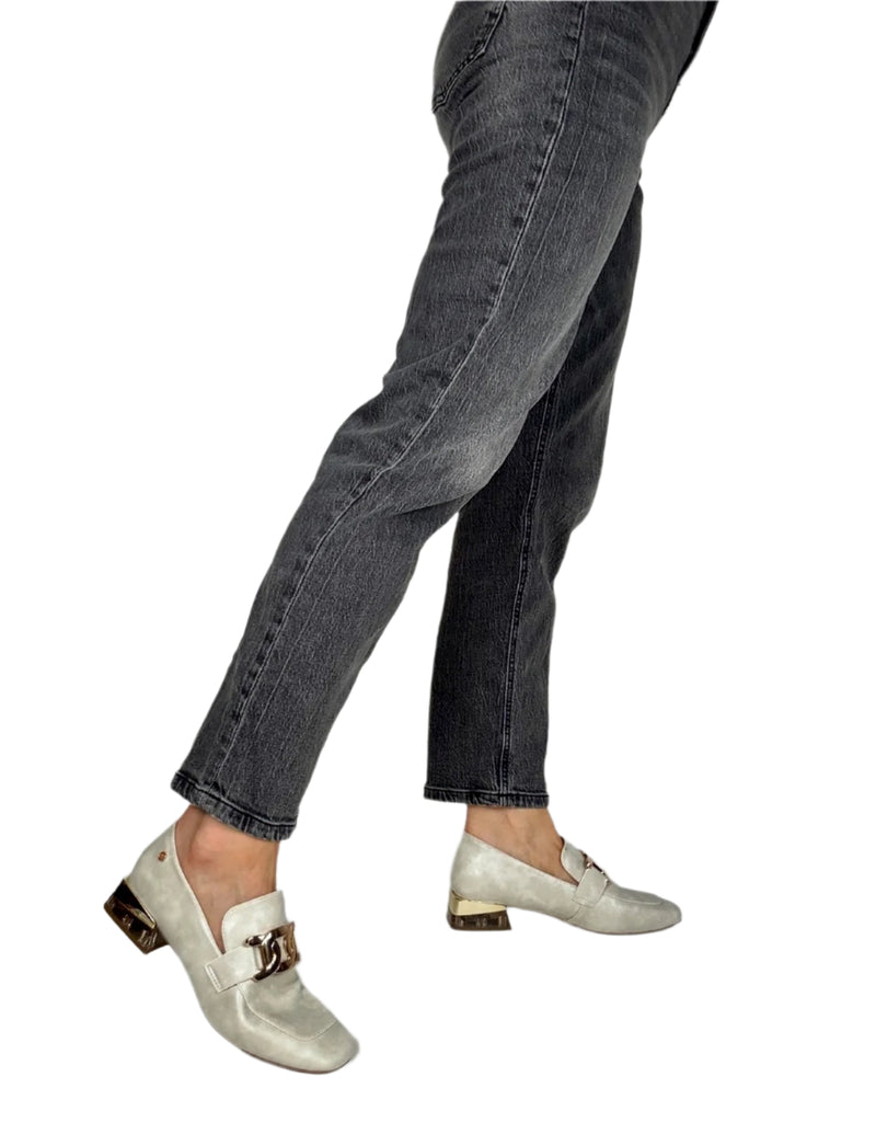 Load image into Gallery viewer, dressy loafers
