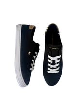 Load image into Gallery viewer, black tommy trainers