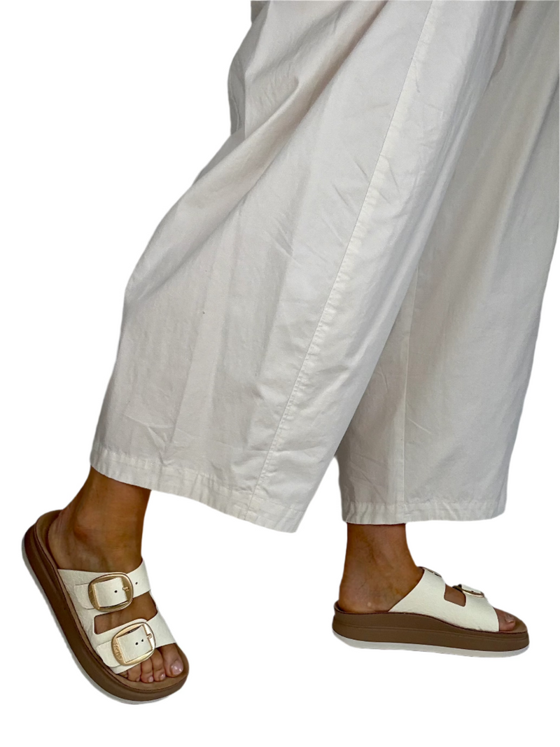 Load image into Gallery viewer, white platform sandals
