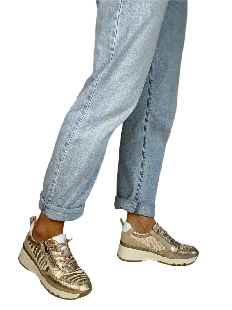Load image into Gallery viewer, gold fashion sneakers
