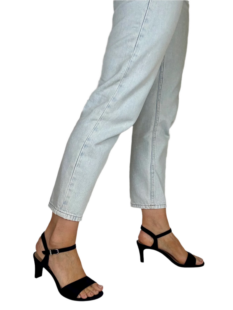 Load image into Gallery viewer, Navy sandals
