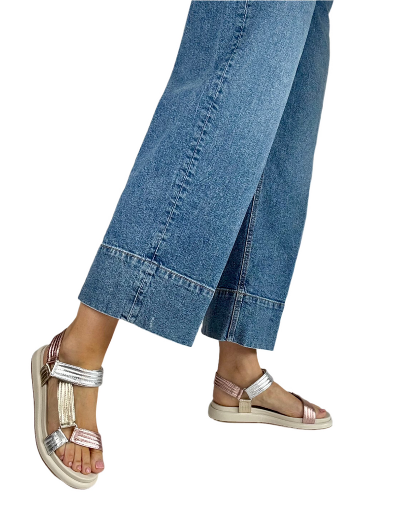 Load image into Gallery viewer, marco tozzi sandals
