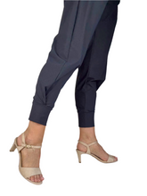 Load image into Gallery viewer, beige heels