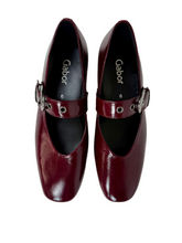 Load image into Gallery viewer, burgundy flat shoes