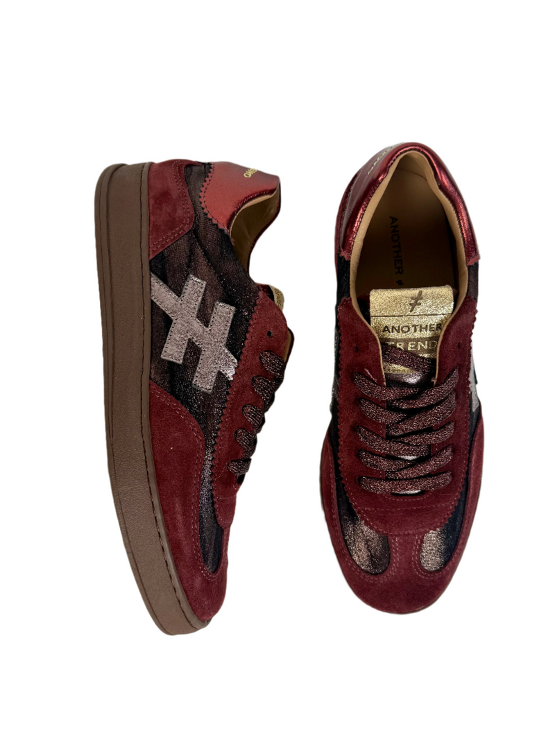 Load image into Gallery viewer, red another trend shoes

