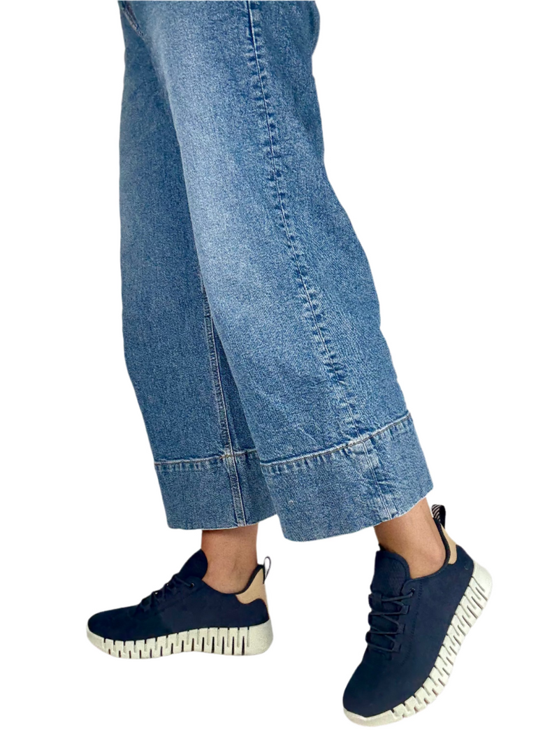 Load image into Gallery viewer, navy ecco walking shoes
