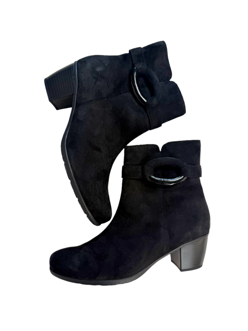 Load image into Gallery viewer, back low heel boots
